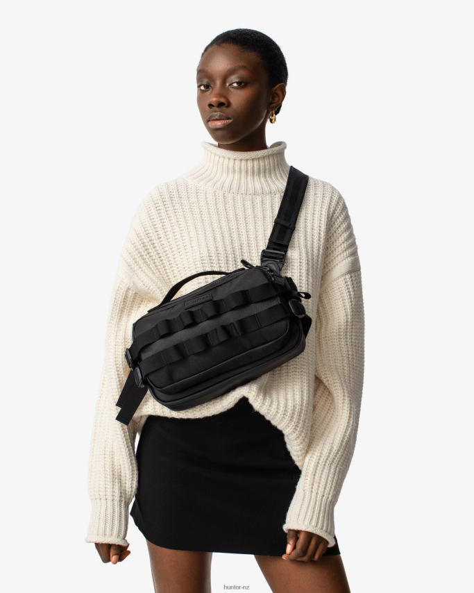 JP0D4D464 Explorer Multiway Crossbody Bag Hunter Men