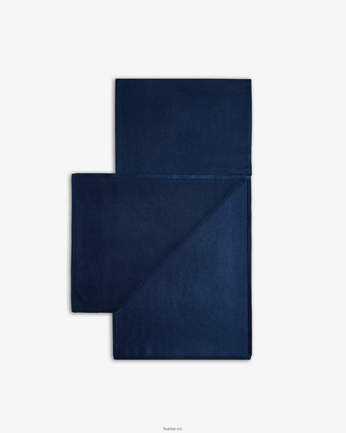 JP0D4D448 Play Essential Scarf Hunter Men