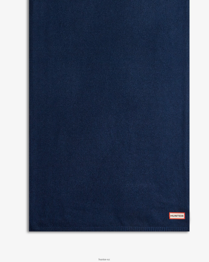 JP0D4D448 Play Essential Scarf Hunter Men