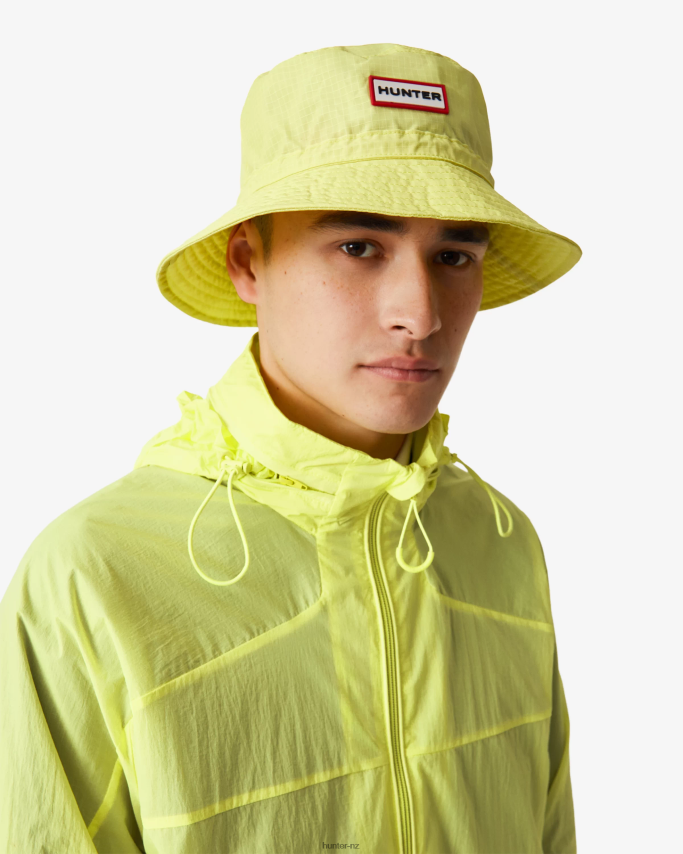 JP0D4D607 Travel Recycled Nylon Shell Jacket Hunter Men