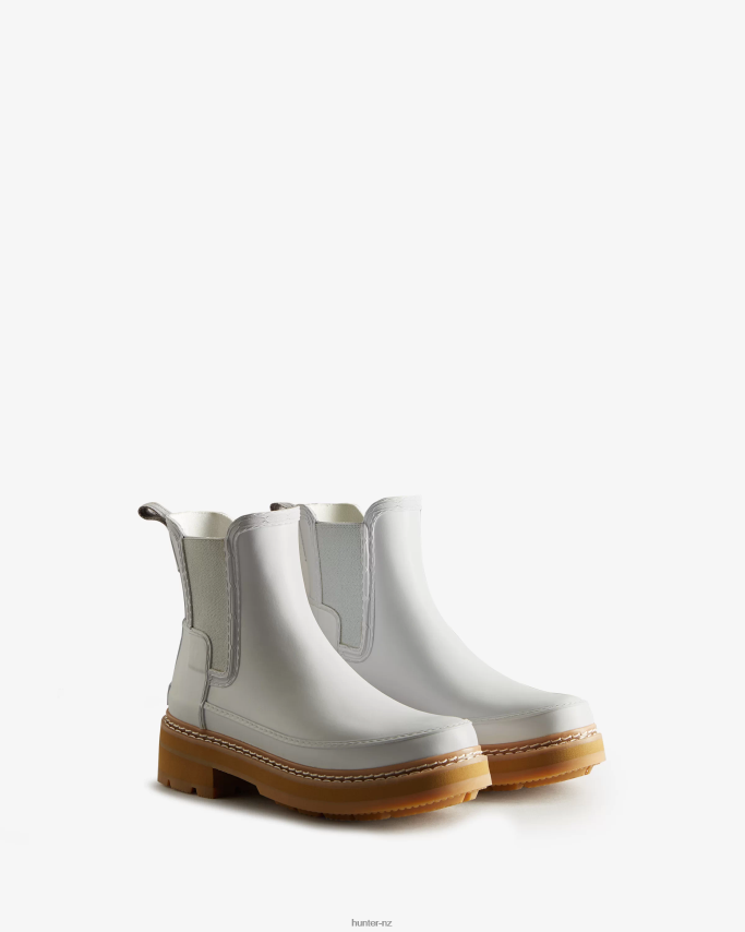 JP0D4D219 Refined Stitch Detail Chelsea Boots Hunter Women