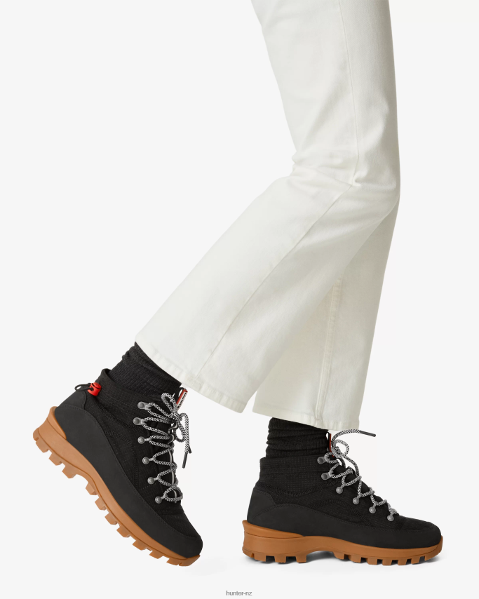 JP0D4D255 Travel Explorer Lace-Up Commando Boots Hunter Women